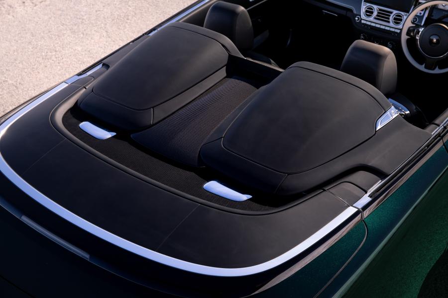 Детали экстерьера Rolls-Royce Dawn Aero Cowling 2020 года  (фото 8 из 9)